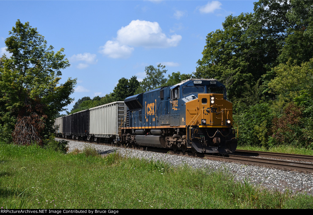 CSX 8902